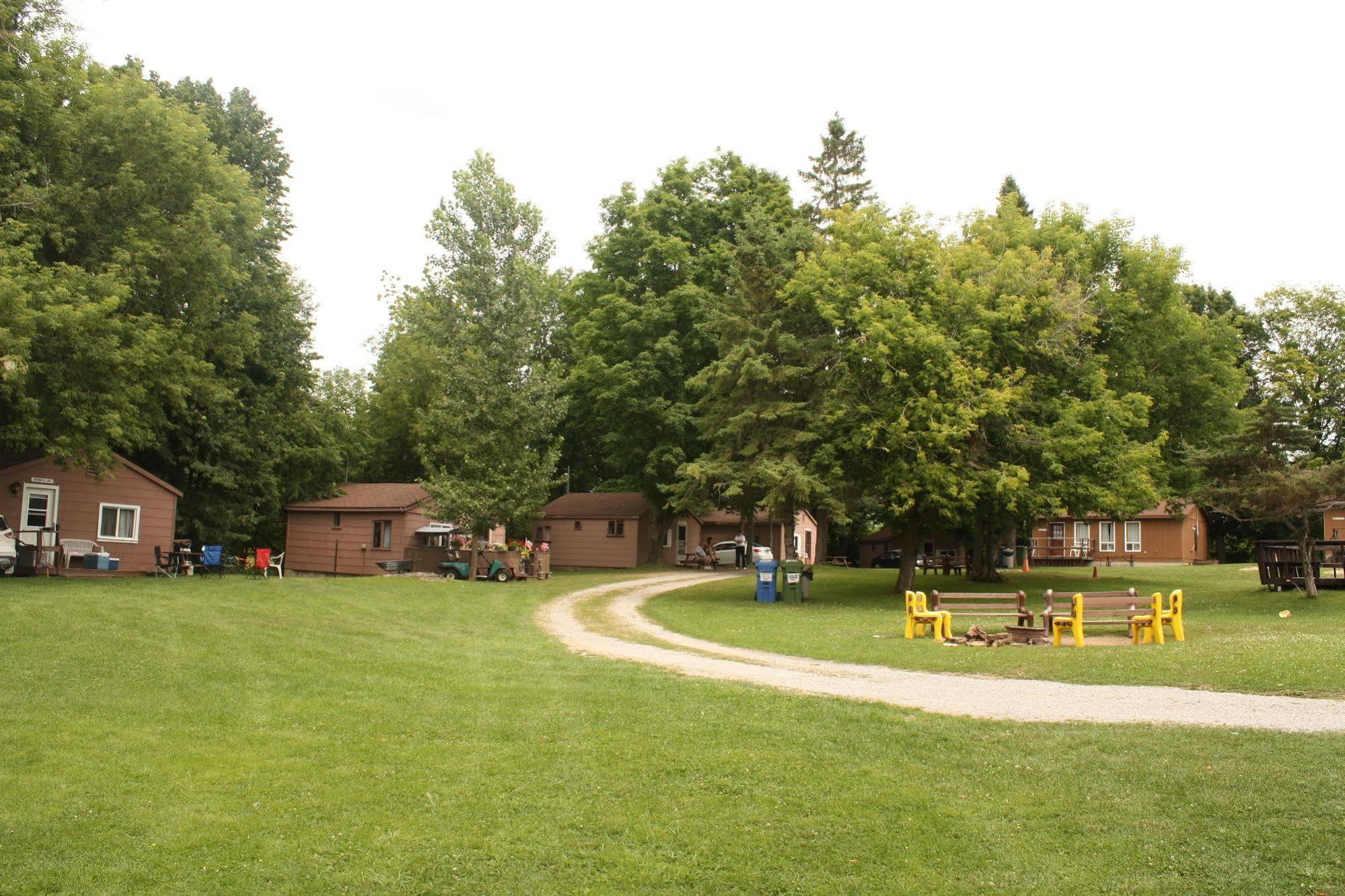 Lake Dalrymple Resort Lagoon City Экстерьер фото