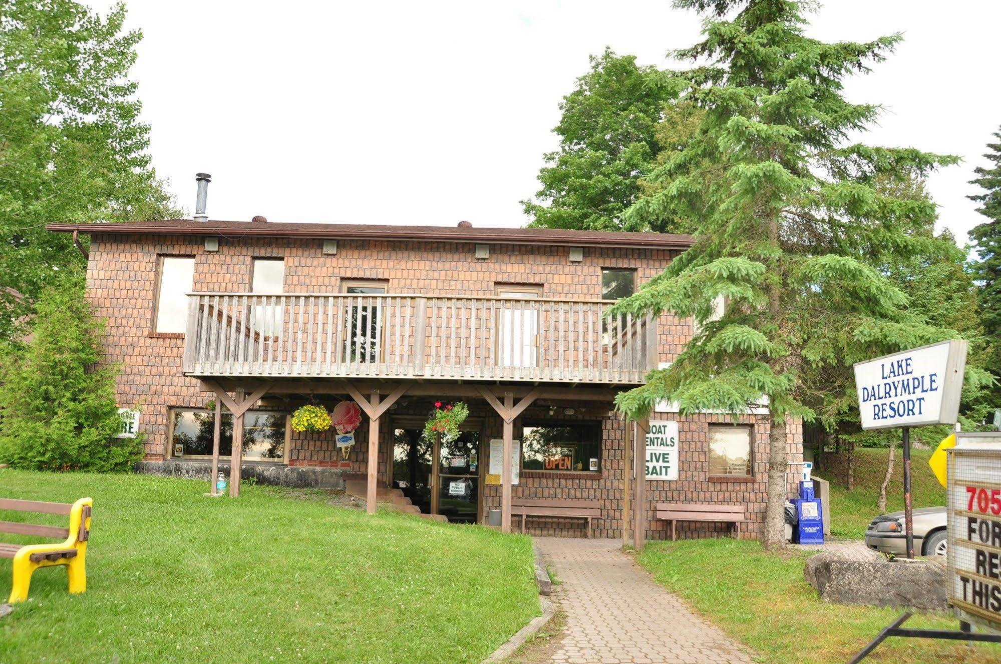 Lake Dalrymple Resort Lagoon City Экстерьер фото